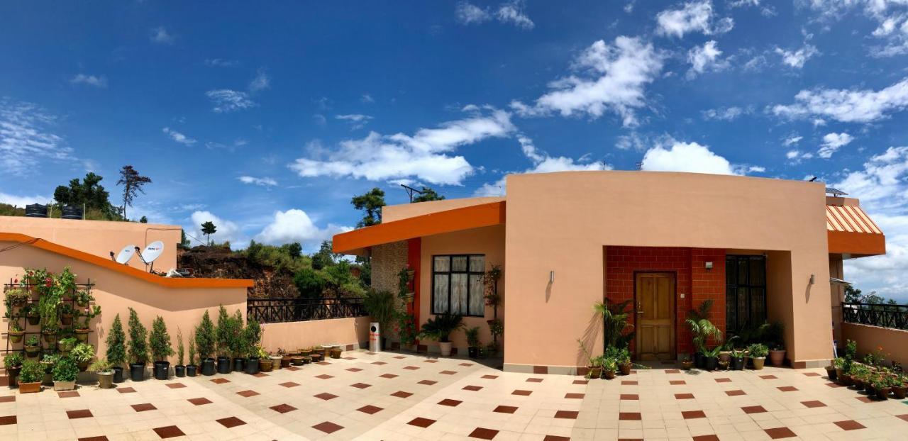 Orange Homestay Шилонг Екстериор снимка
